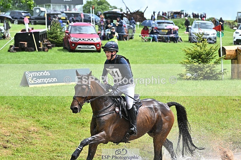 240526-131559-22772 - 541-FRIENDSHIP_VDL-Aaron_Millar