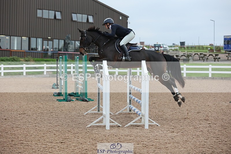 241101A-082039-00186 - FRI Cls 2 British Novice and 90cm Open