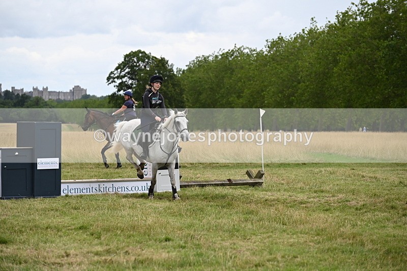 WJ6_4639 - Time at Jump 13:04 to 13:34