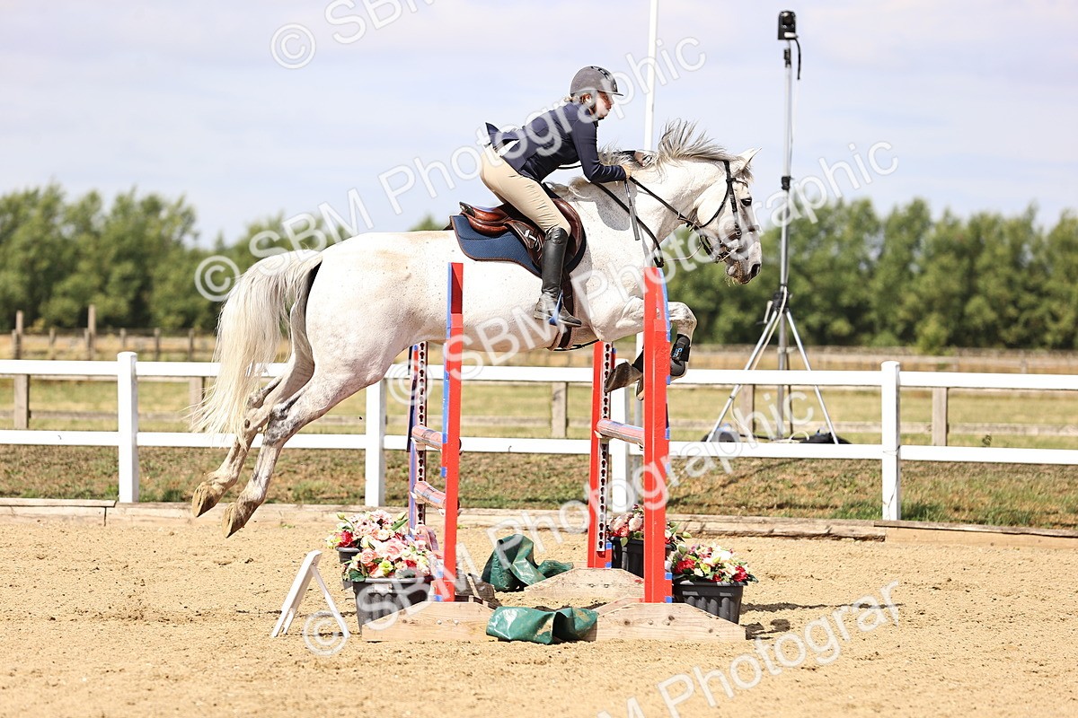 SBM_009788 - Class 8 - Senior Newcomers - 1.10  Open