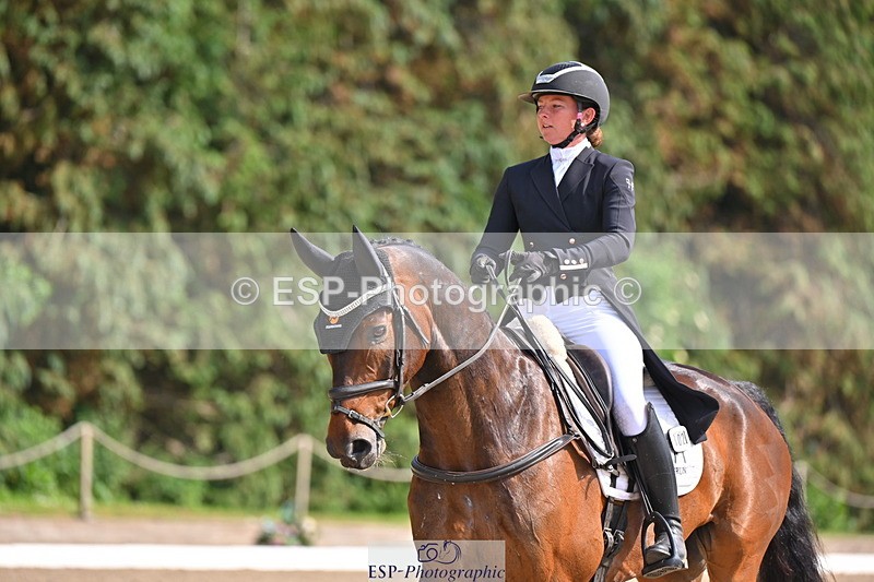 250523A-160624-07972 - B-302-Samantha.Lissington-LUCAS.STONE