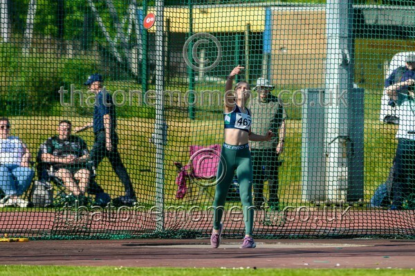 West25Sat-926351 - Field Female