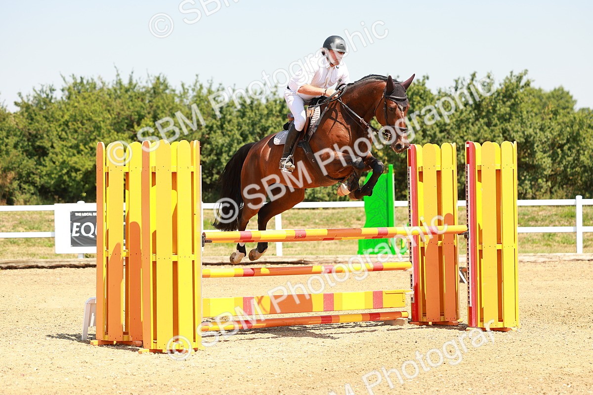 SBM_001239 - Class 4 - Senior Newcomers - 1.10m