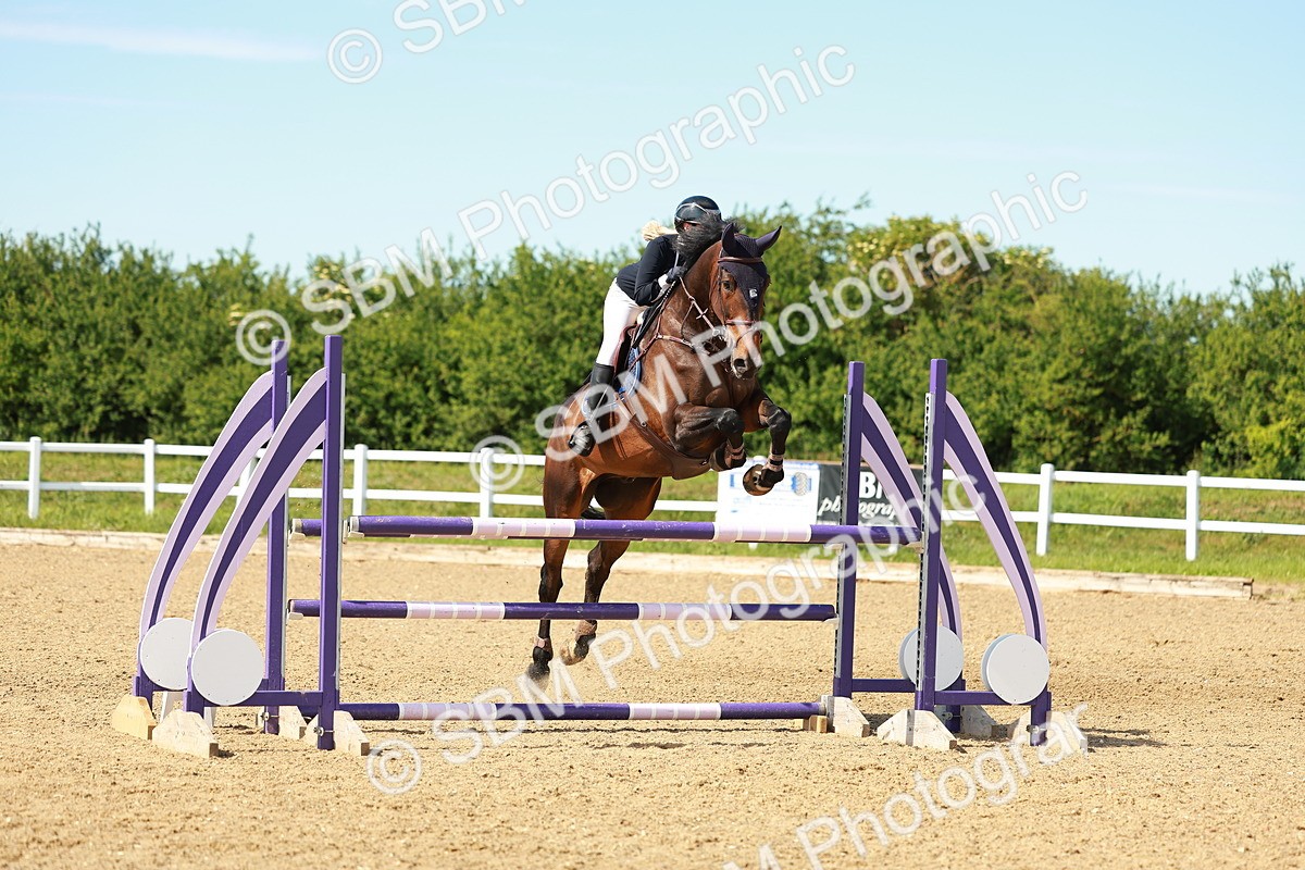 SBM_002720 - Class 4 - Senior Newcomers - 1.10m