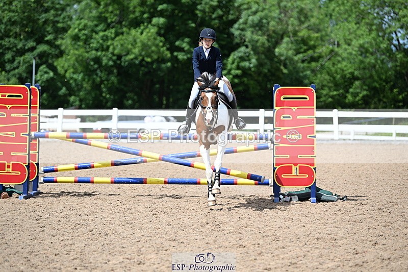 240608A-151023-01568 - Cls 11 Pony Newcomers and 1m Open