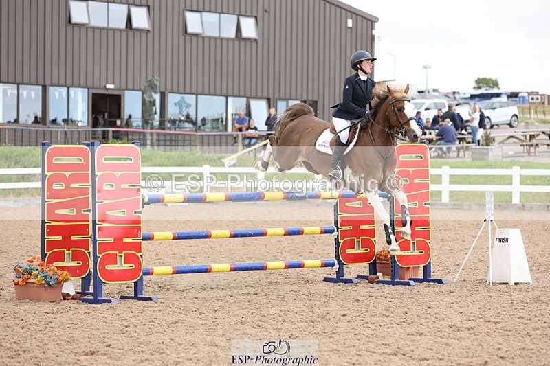 240630A-155150-14928 - Cls 33 Foxhunter and 1.10m Open