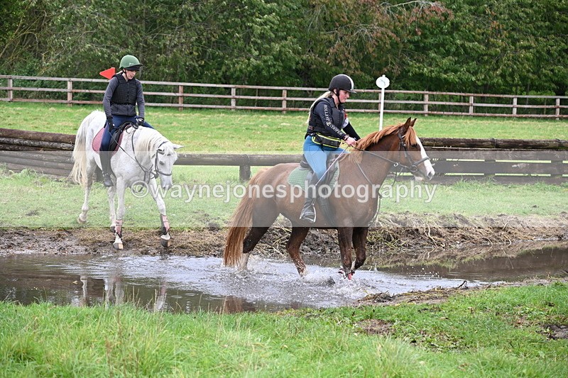 WJ6_4580 - Time at Photographer 11:57 to 12:14