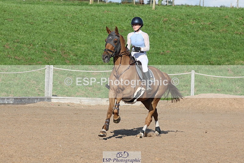 230915A-162828-03186 - Cls 6 Snr 1.05m Derby