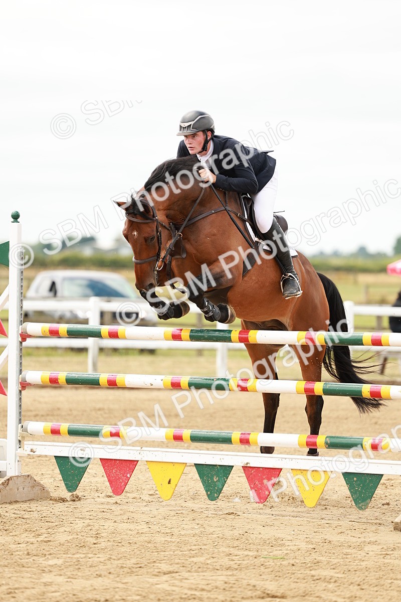 SBM_017337 - Class 21 - Senior Newcomers Championship 2d Rd