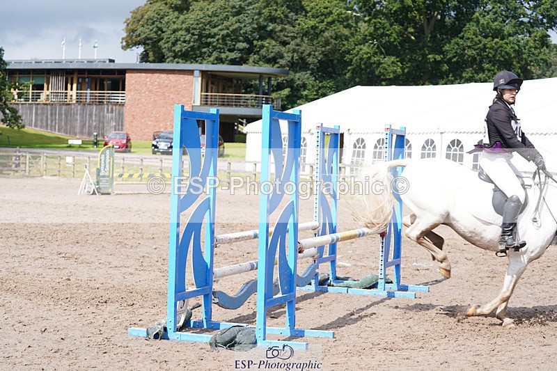 240824X-120620-23839 - 80cm Round 1 12.00 to 13.00