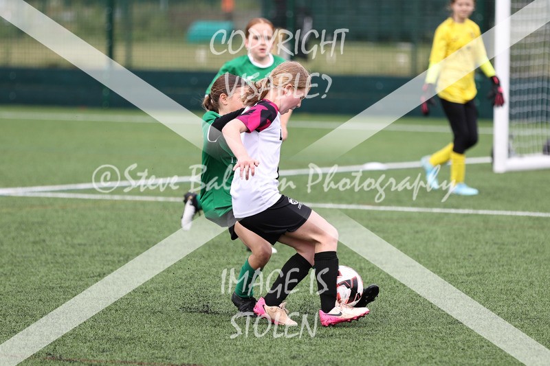 1DX31953 - Sat 6th U12 Girls