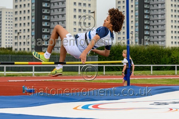 Age25SUN-910286 - Field Male