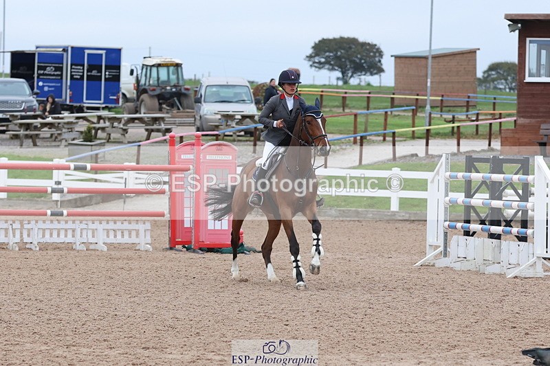 241101A-152848-02992 - FRI Cls 7 Blue Chip Grade B&C Jump Off