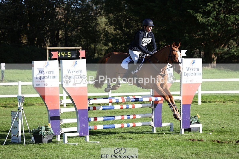 231022-103137-24580 - 606-GOLDEN.HEART.BREAKER-Emily.R.Vincent-TrotUp+SJ