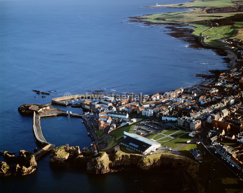 A00244A Dunbar Harbour in 2001 - East and north coastlines