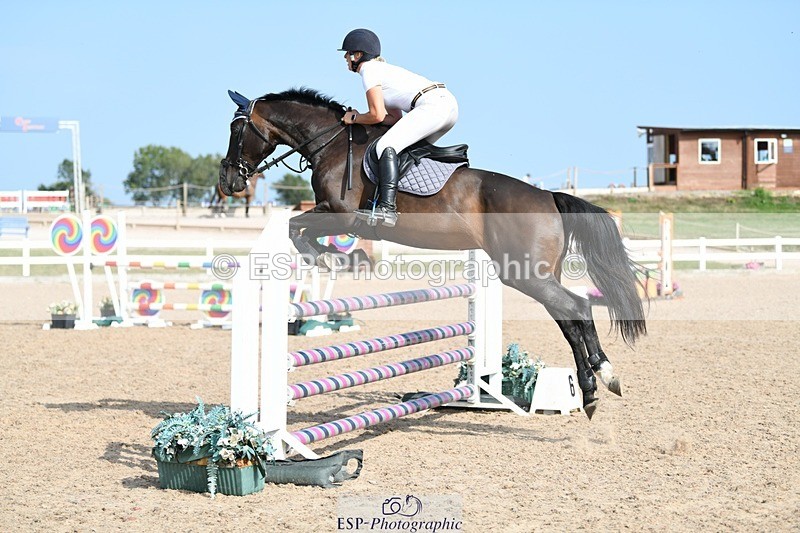 250725-170126-04068 - Cls 10 1.05m Amateur Quali