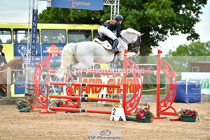 230720A-151154-03748 - Cls 9, 2 Star Big 1.40m Start to break