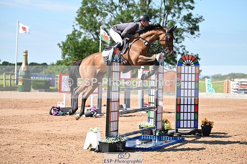 240718A-103005-04535 - Cls 1, 3 Star Small Tour 1.35m