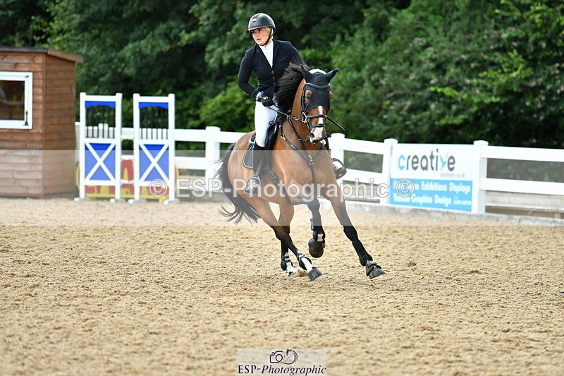 230721A-142327-06886 - Cls 22, 1 Star Gold 1.30m