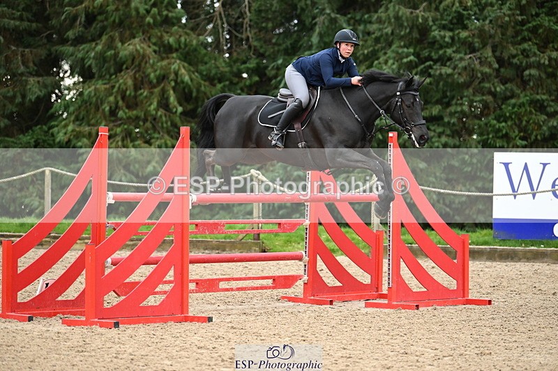 250323A-152346-05004 - Cls 25 Snr Fox & 1.20m Open