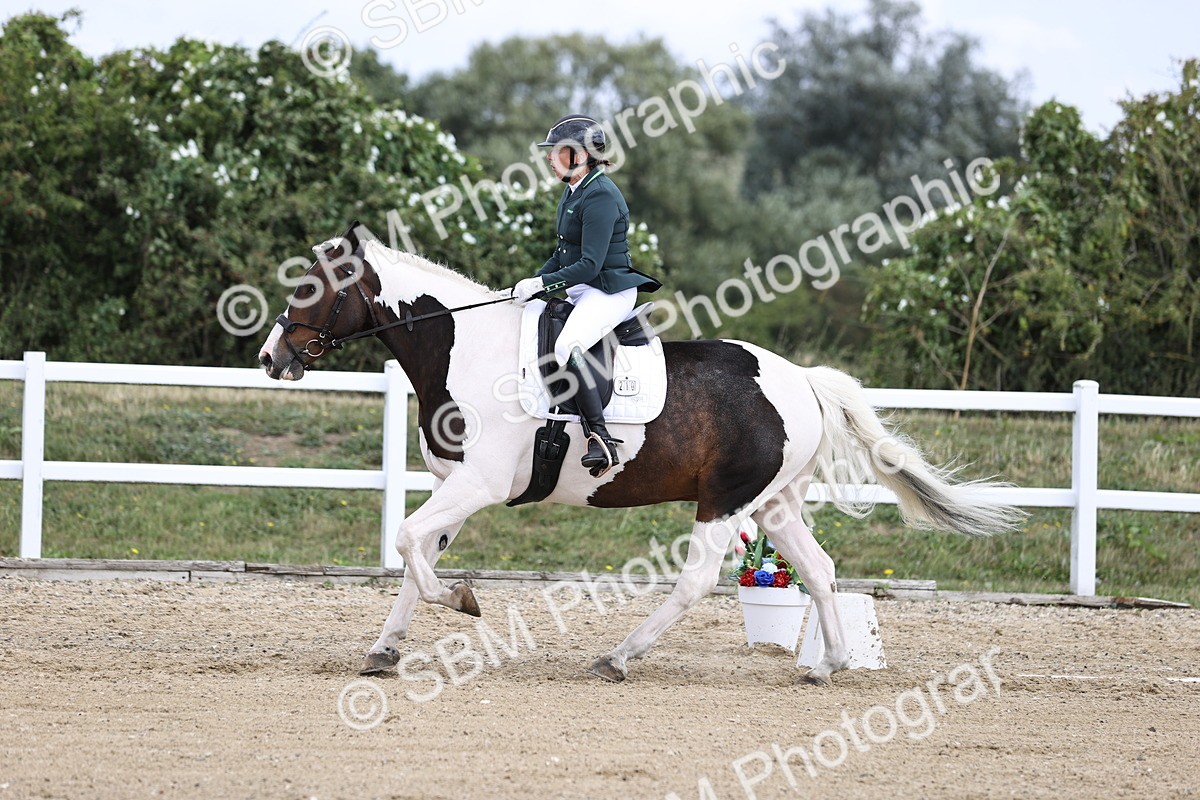 SBM_016792 - Class 14 Novice 23 - 11.53-12.56