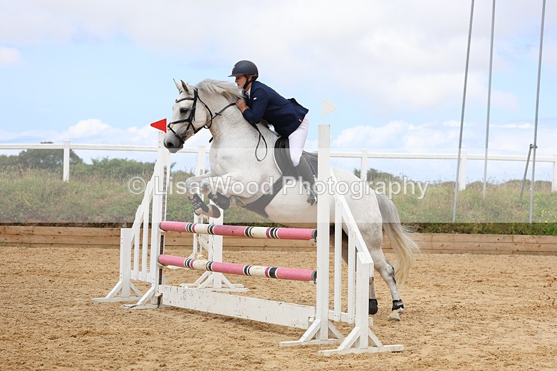 3E7A0126 - Class 9: Senior British Novice/90cm open