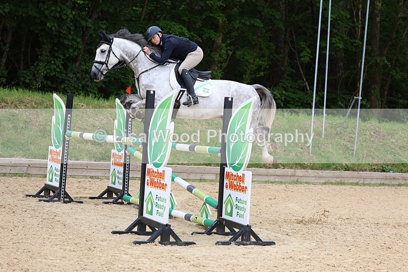 3E7A9668 - Class 9: Senior Foxhunter/1.20 open