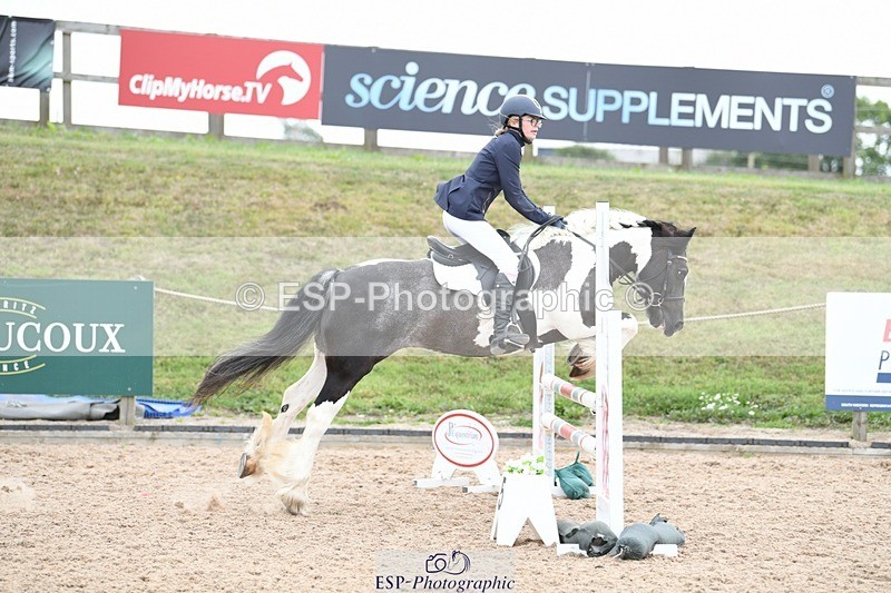 250807-103953-00242 - 80cm Round 1