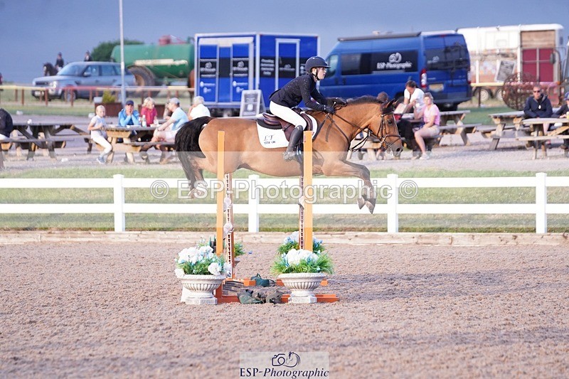250628-202534-08584 - Cls 26 Pony Foxhunter & 1.10m Open
