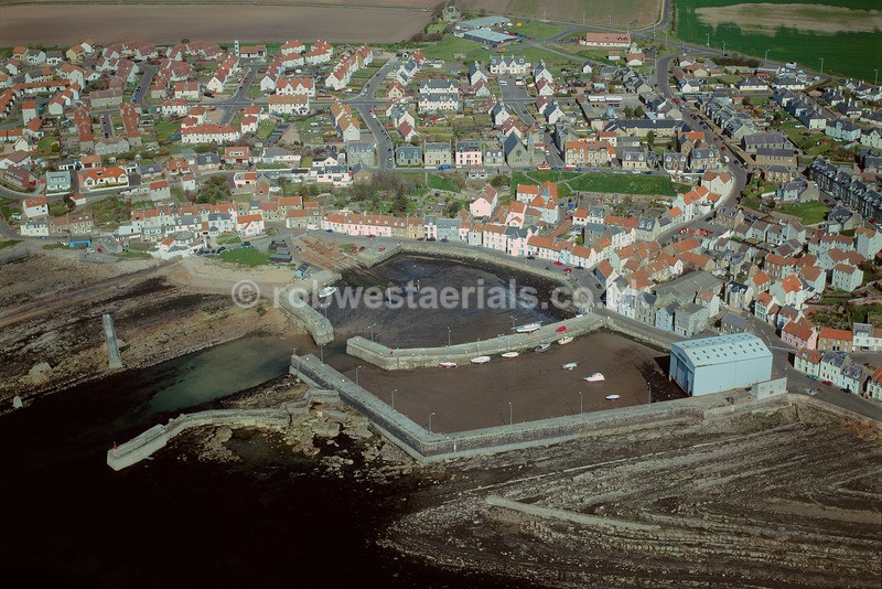 A00013B St Monance harbour 2001 - East and north coastlines