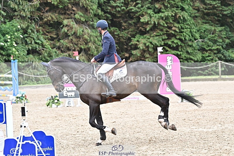 250524A-140206-12122 - D-405-Barnie.Brotherton-DHI.KING.NELSON