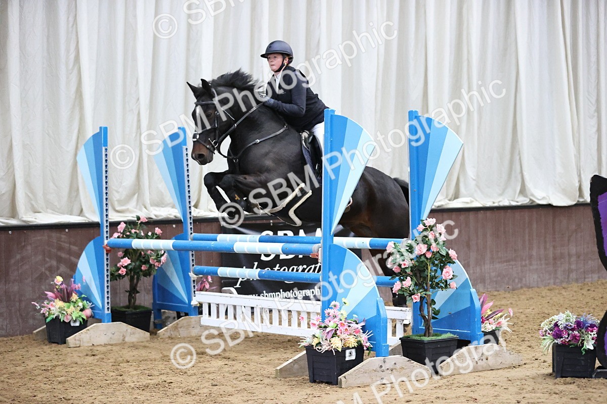 SBM_002930 - Class 13 - Blue Chip Pony Newcomers 1.00m Open