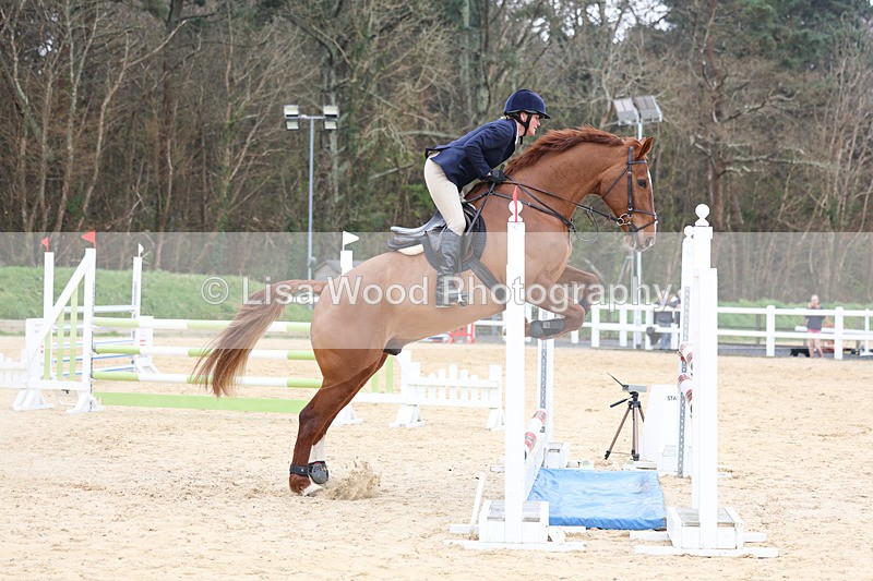 3E7A7598 - Class 8: Senior Newcomers/1.10m open