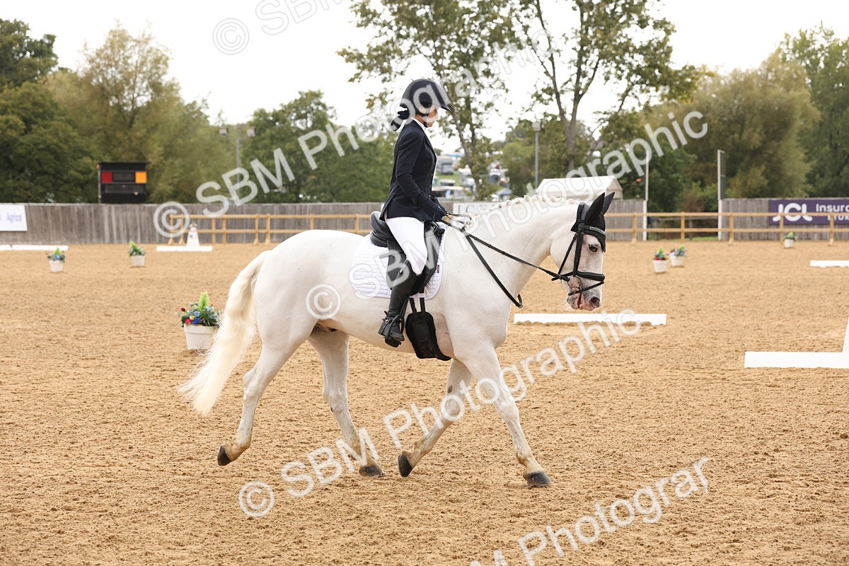 SBM_44059 - D6 - Small Tour Championship Intro 4