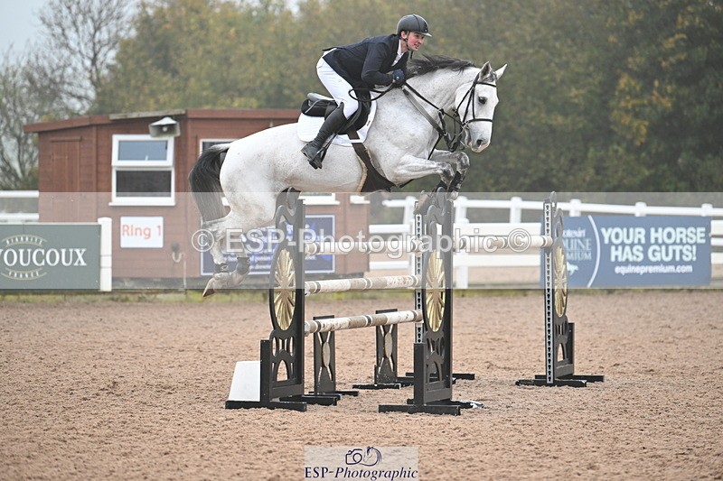 241102A-143709-05649 - SAT Cls 16 Winter 1.25 Jump Off