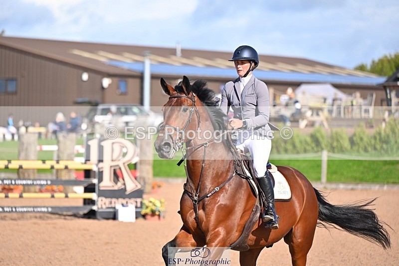 250912-101030-03849 - Cls 15 Snr Foxhunter