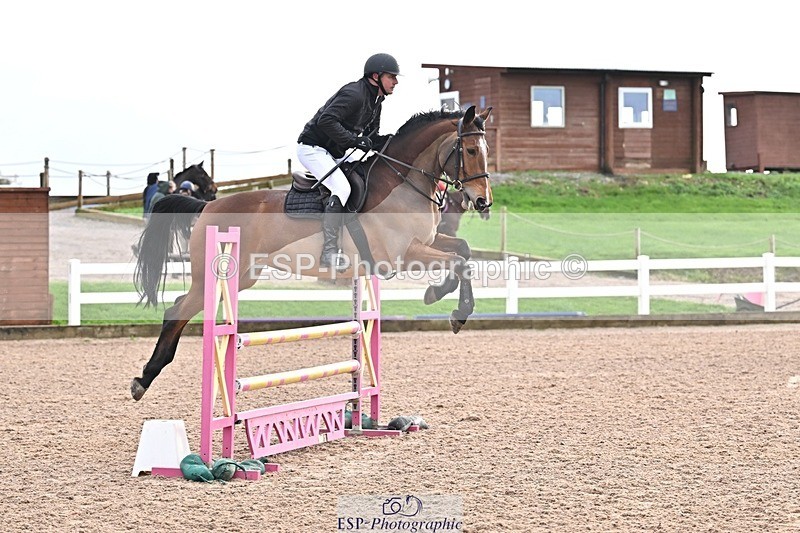 251119-101302-00089 - Cls 1 British Novice and 90cm Open