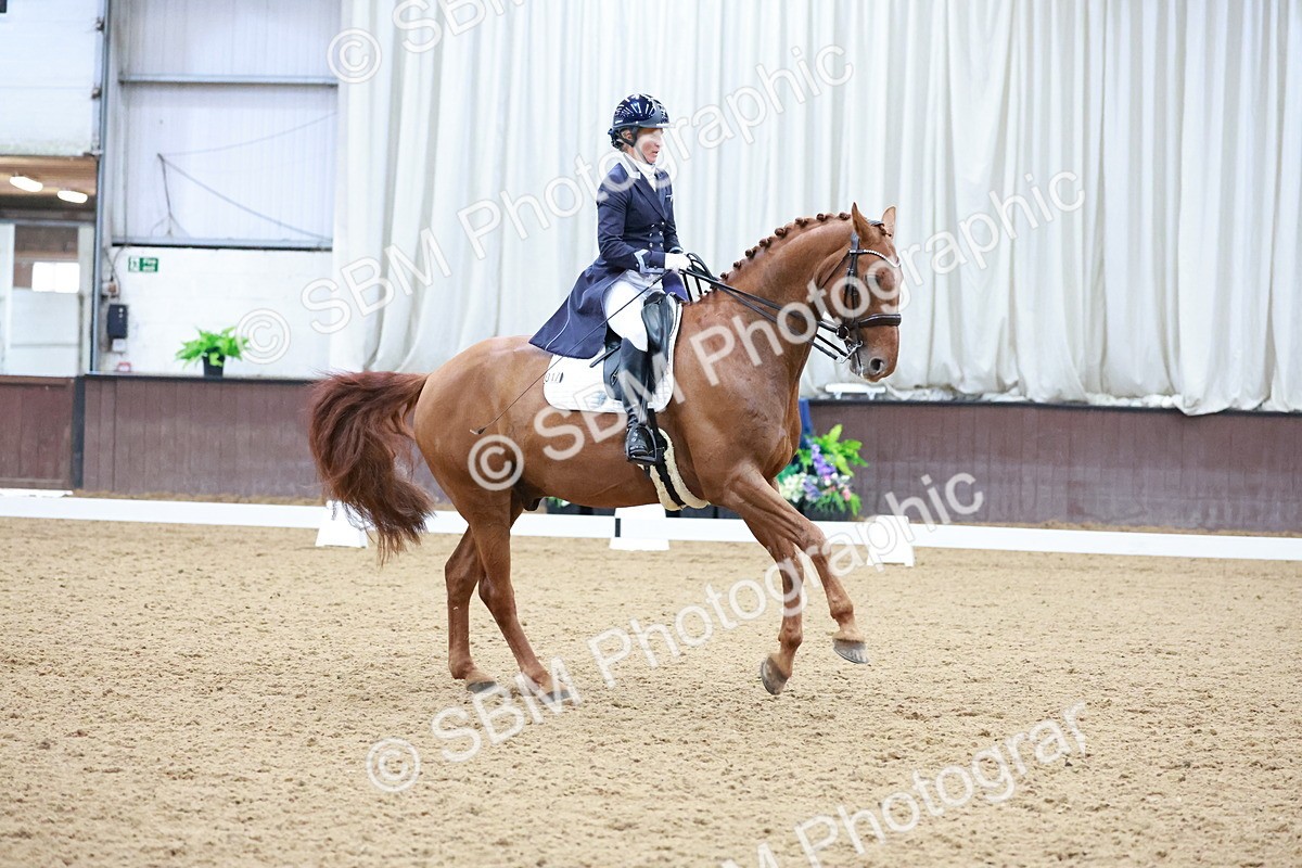 SBM_020873 - Class 13 - FEI INT I - 16.26-17.14