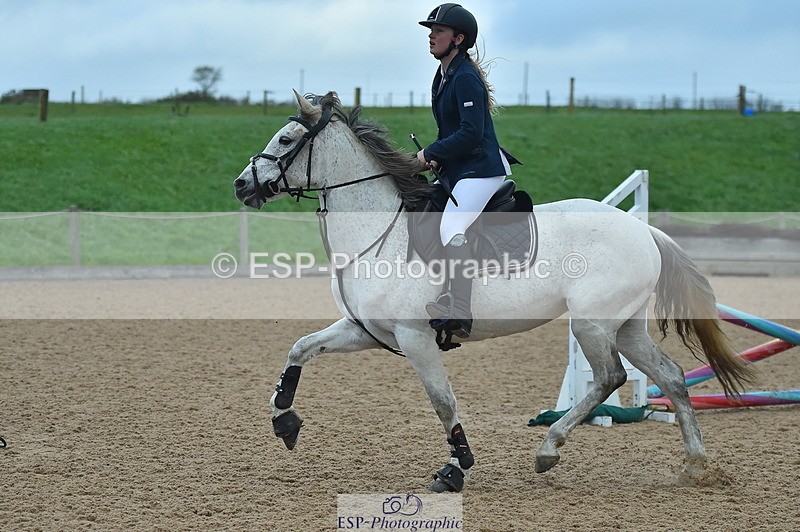 231119A-101102-04549 - Sun Cls 17+18 Club and Schools 70cm