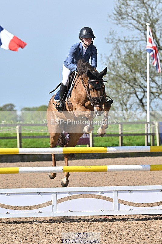 240509A-093413-00596 - Cls 8 Foxhunter