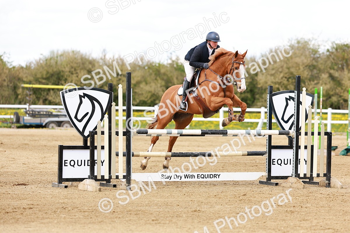 SBM_002042 - Class 4 - Senior Newcomers - 1.10m