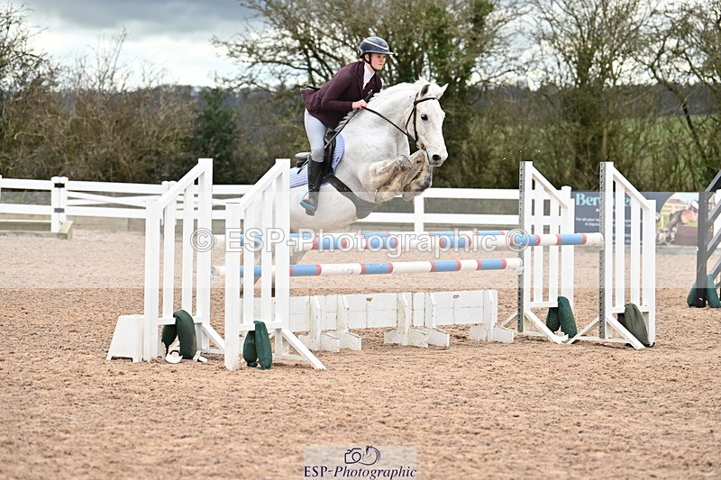 240310A-123015-02474 - Cls 5 Pony Newcomers and 1m Open