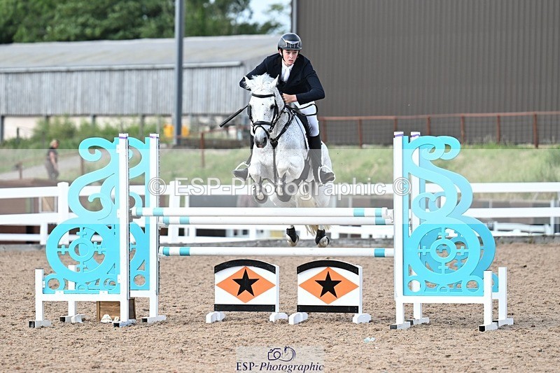 260627-174754-05845 - Cls 27 Foxhunter and 1.10m