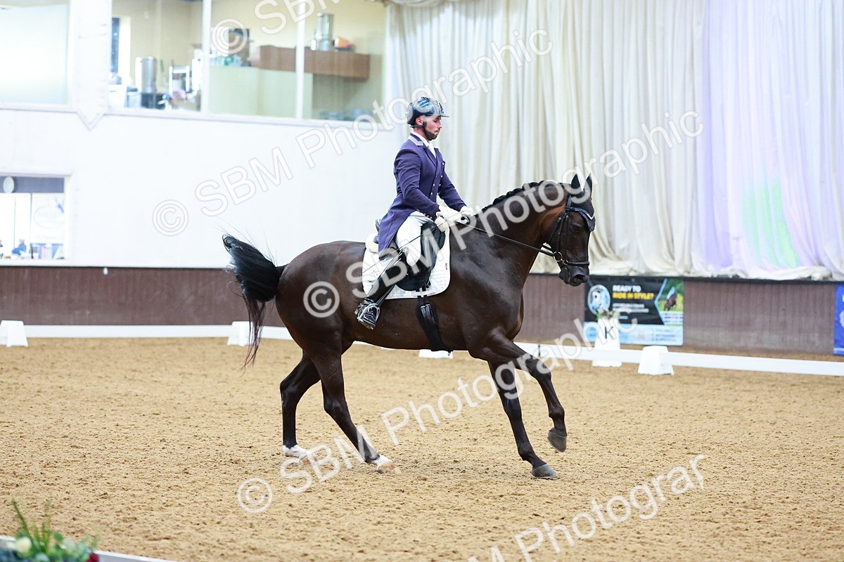 SBM_007837 - Class 9 - FEI INT II - 16.54.17.57