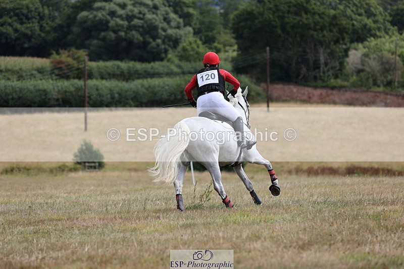 250802A-115345-01879 - C-120-Lucie.Trimnell-TULIRA.AD.ASTRA