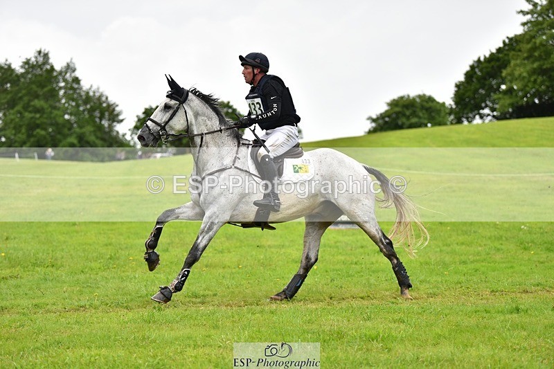 240526-125112-21692 - 433-EN_TARO_DES_VERNIER-Oliver_Townend