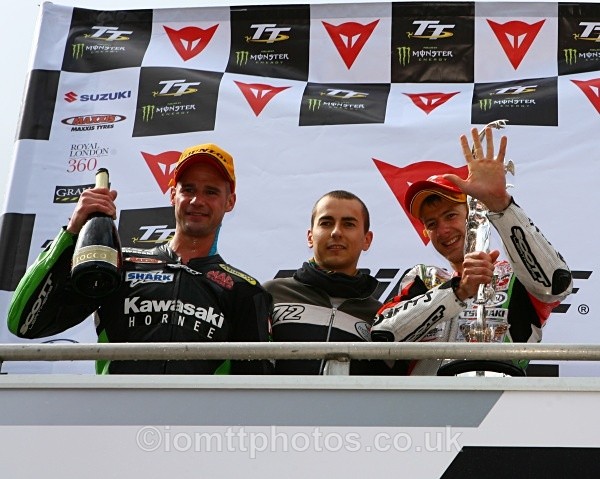  - Senior Race - TT 2010