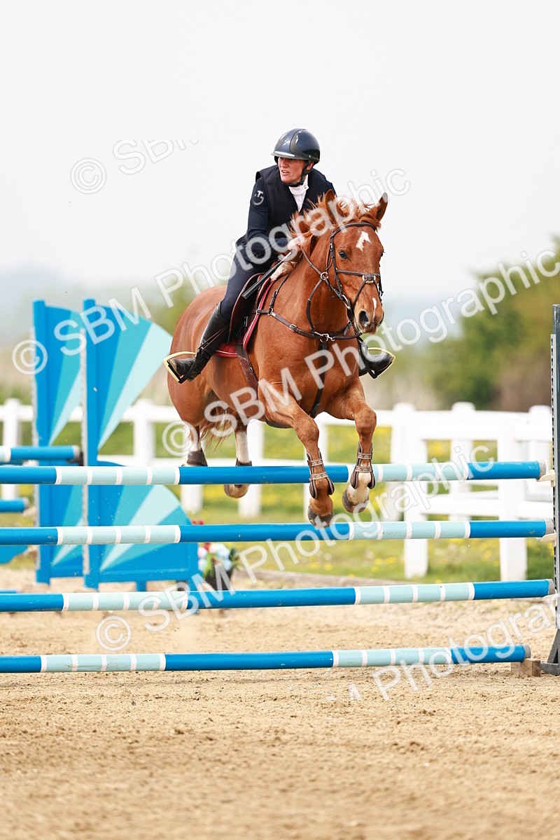  - Class 18 - Senior Newcomers - 1.10m