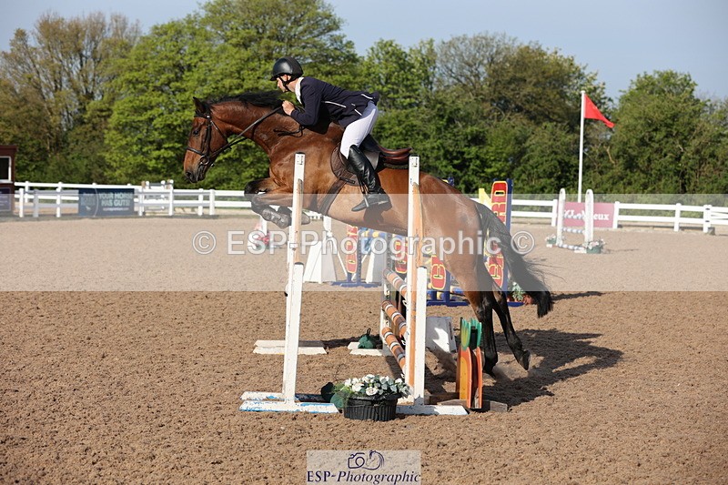 240510A-082547-04223 - Cls 13 British Novice and 90cm Open