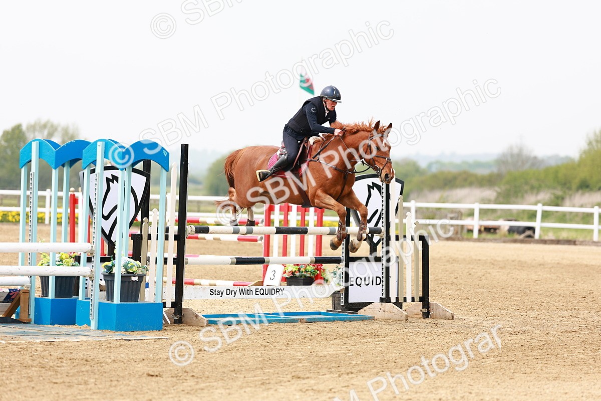  - Class 18 - Senior Newcomers - 1.10m